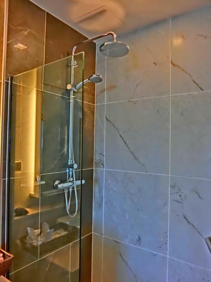 The Astra Suites Chiang Mai Ngoại thất bức ảnh